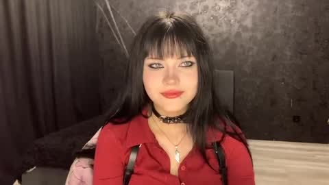 EmilySuonn online show from 04/28/26, 05:45