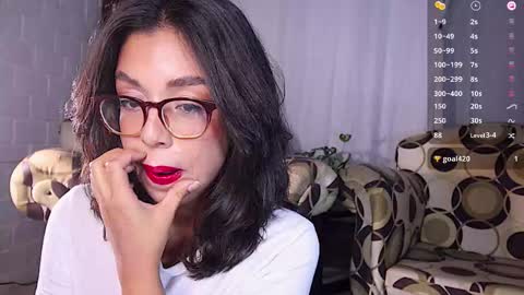 Snapshot of suziekill chatting on 10/30/25, 09:04 Suzie online show from 10/30/25, 09:04