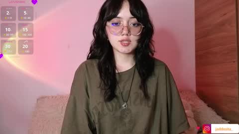 Snapshot of suzumi_ chatting on 02/11/25, 08:05 Jadde  online show from 02/11/25, 08:05