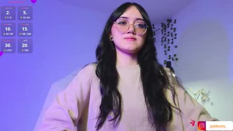 Snapshot of suzumi_ chatting on 09/10/25, 10:10 Jadde  online show from 09/10/25, 10:10