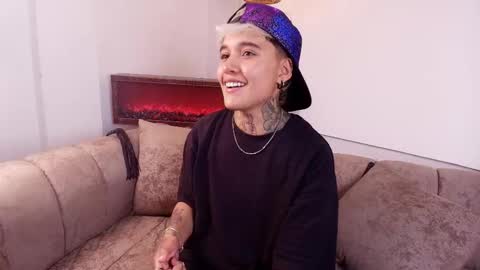 suzuwolf_dim online show from 11/13/25, 04:55