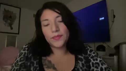 Suzy online show from 10/23/25, 04:45