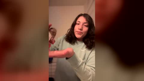 Suzy online show from 02/26/26, 04:06