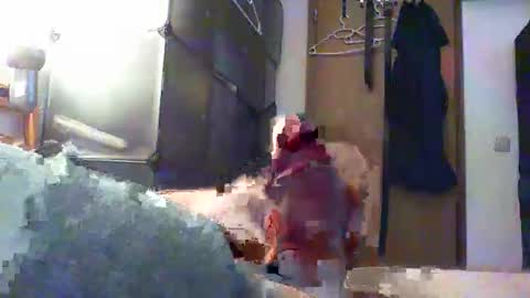 sven33755 online show from 12/22/25, 10:12