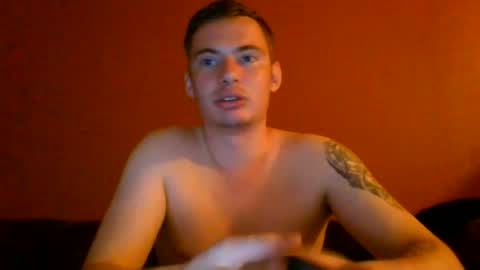 Snapshot of sventwik23 chatting on 06/22/26, 10:18 sventwik23 online show from 06/22/26, 10:18