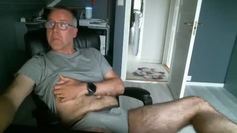 Tom online show from 07/21/26, 04:20