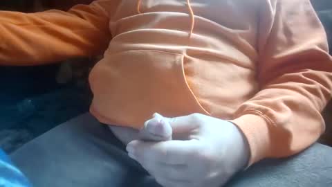 Snapshot of svetlio85 chatting on 12/25/24, 11:00 Svetlio online show from 12/25/24, 11:00