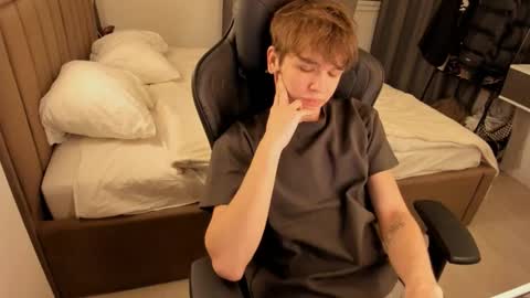 Nate 3 online show from 02/25/25, 07:58