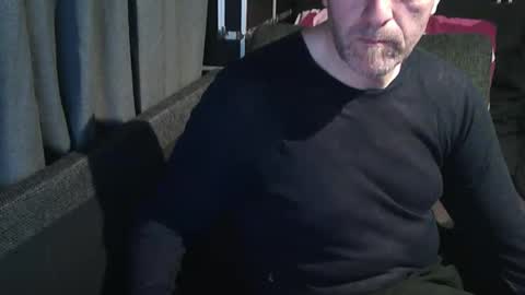 Snapshot of swartarn chatting on 05/25/26, 10:05 ArnSwart online show from 05/25/26, 10:05