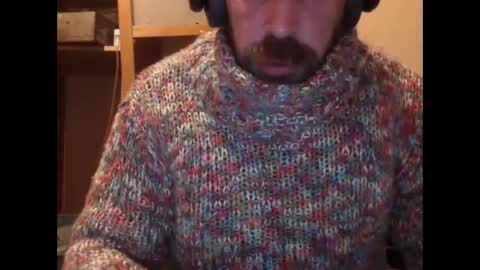 sweaterboy666 online show from 02/14/25, 03:43