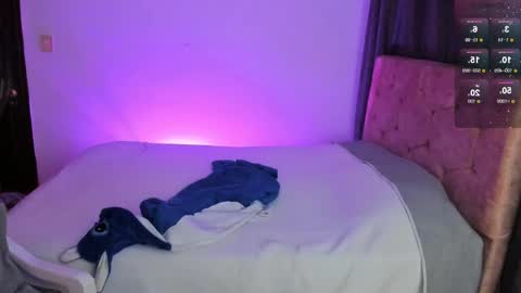 Mariana online show from 11/15/25, 01:25