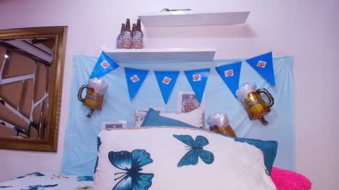 Debora  online show from 10/01/25, 12:00