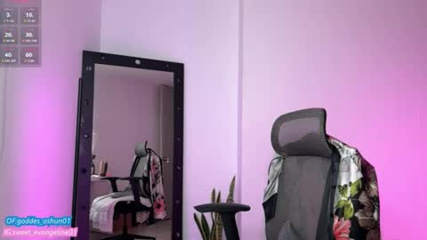 Snapshot of sweer_oshun chatting on 09/21/25, 03:24 Evangeline online show from 09/21/25, 03:24