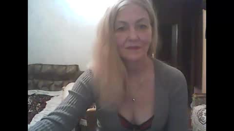 sweet4blonde67 online show from 12/23/24, 08:36