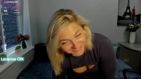 Margaret  online show from 09/19/25, 01:45