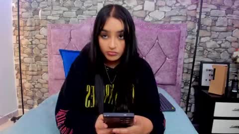 sweet__cherry1 online show from 04/18/26, 06:56