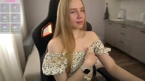 Snapshot of sweet__michelle chatting on 06/12/26, 08:24 Michelle online show from 06/12/26, 08:24