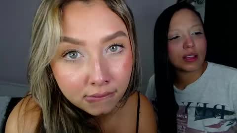 Snapshot of sweet__pink chatting on 04/24/26, 01:30 Taty online show from 04/24/26, 01:30