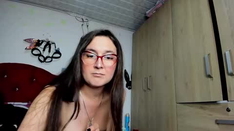 sweet__suck69bitch online show from 01/01/25, 12:53