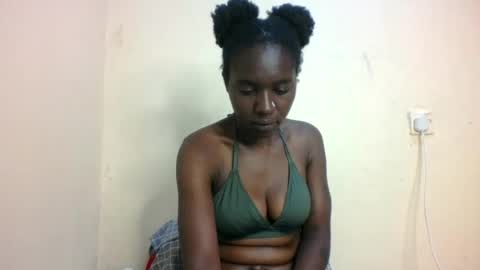 Snapshot of sweet_aaliya chatting on 07/14/26, 04:17 Aaliya online show from 07/14/26, 04:17