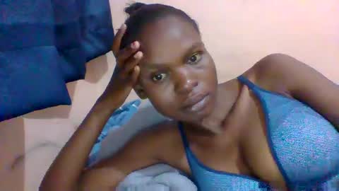 Snapshot of sweet_adora chatting on 02/08/25, 06:22 sweet_adora online show from 02/08/25, 06:22