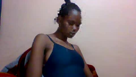 Snapshot of sweet_adora chatting on 02/11/25, 12:48 sweet_adora online show from 02/11/25, 12:48