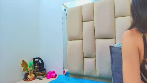 Amye  online show from 11/11/25, 07:25