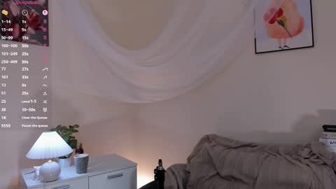 Snapshot of sweet_and_flirt chatting on 03/11/26, 07:25 Alice online show from 03/11/26, 07:25
