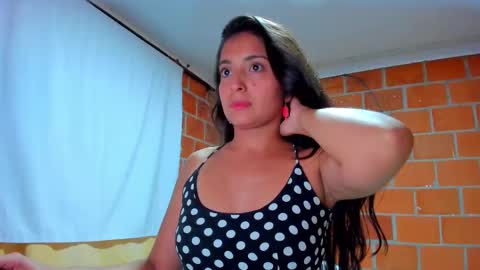 sweet and hot alaia online show from 09/22/25, 04:47
