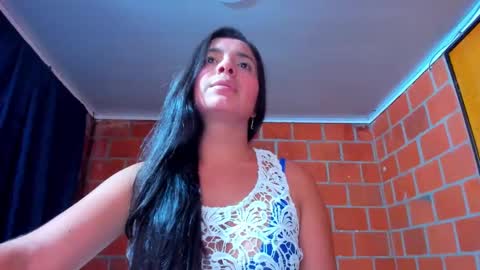 sweet and hot alaia online show from 11/18/25, 12:27