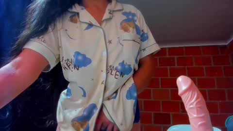 sweet and hot alaia online show from 02/04/26, 07:25