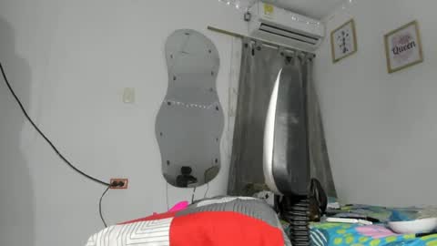 Snapshot of sweet_angelicaxxx chatting on 07/04/26, 08:31 sweet_angelicaxxx online show from 07/04/26, 08:31