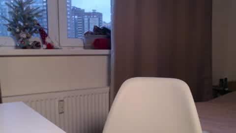 Kate and Erica online show from 12/20/24, 12:27