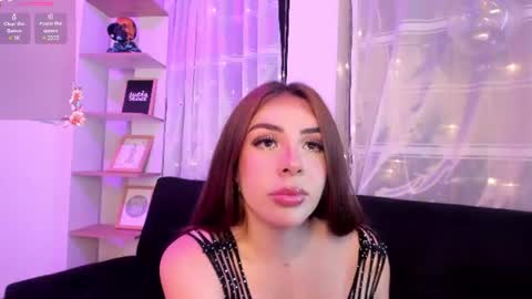 Snapshot of sweet_bellaa_ chatting on 07/07/26, 05:21 Bella online show from 07/07/26, 05:21