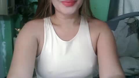 Snapshot of sweet_berries88 chatting on 02/09/26, 03:32 sweet_berries88 online show from 02/09/26, 03:32