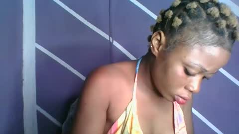 baby girl online show from 10/21/25, 03:40