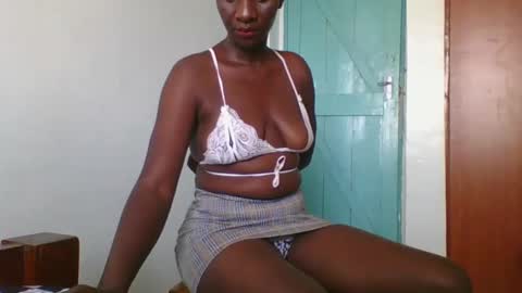 Snapshot of sweet_blackberry93 chatting on 01/16/25, 08:22 bella online show from 01/16/25, 08:22