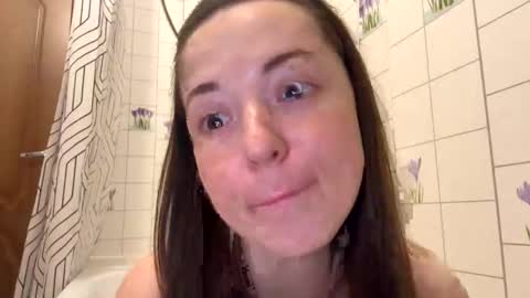 Christina online show from 03/15/26, 09:48