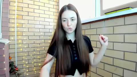 Snapshot of sweet_bun__ chatting on 06/06/26, 10:09 Christina online show from 06/06/26, 10:09