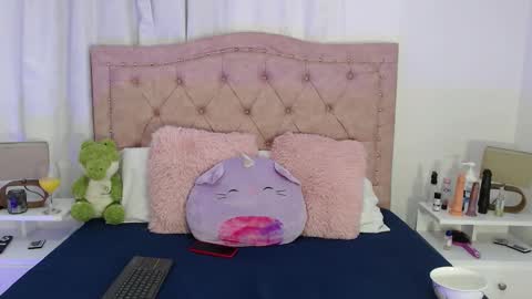 sweet caandyy online show from 10/31/25, 04:08