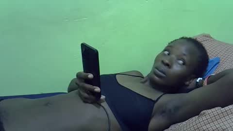 sweet_candie01 online show from 12/21/25, 05:09