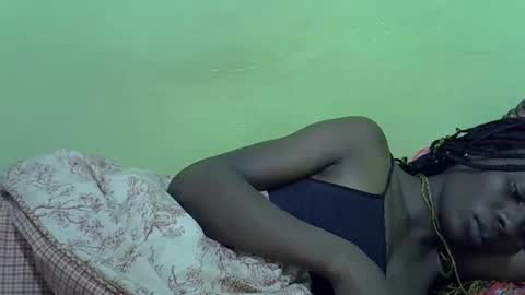 sweet_candie01 online show from 03/06/26, 04:20