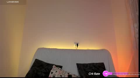 Snapshot of sweet_carine chatting on 12/02/24, 10:07 camil online show from 12/02/24, 10:07