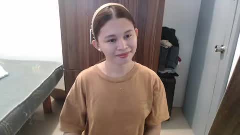 sweet_cassyxx online show from 03/16/26, 08:40