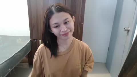 sweet_cassyxx online show from 04/08/26, 08:47