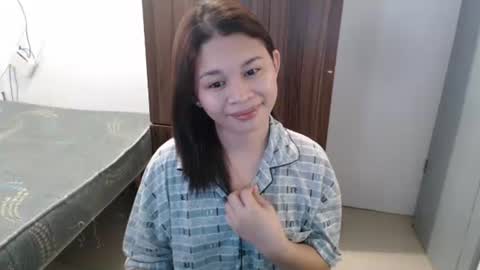 sweet_cassyxx online show from 04/13/26, 12:10