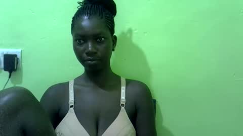 sweet_cherie1 online show from 02/03/26, 06:22