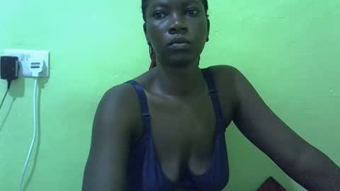 sweet_cherie1 online show from 04/20/26, 07:33