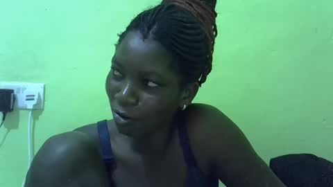 sweet_cherie1 online show from 04/28/26, 06:46