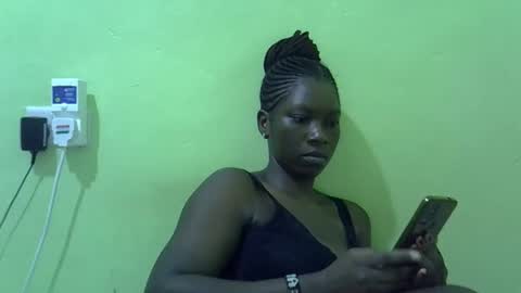 sweet_cherie1 online show from 06/04/26, 07:09